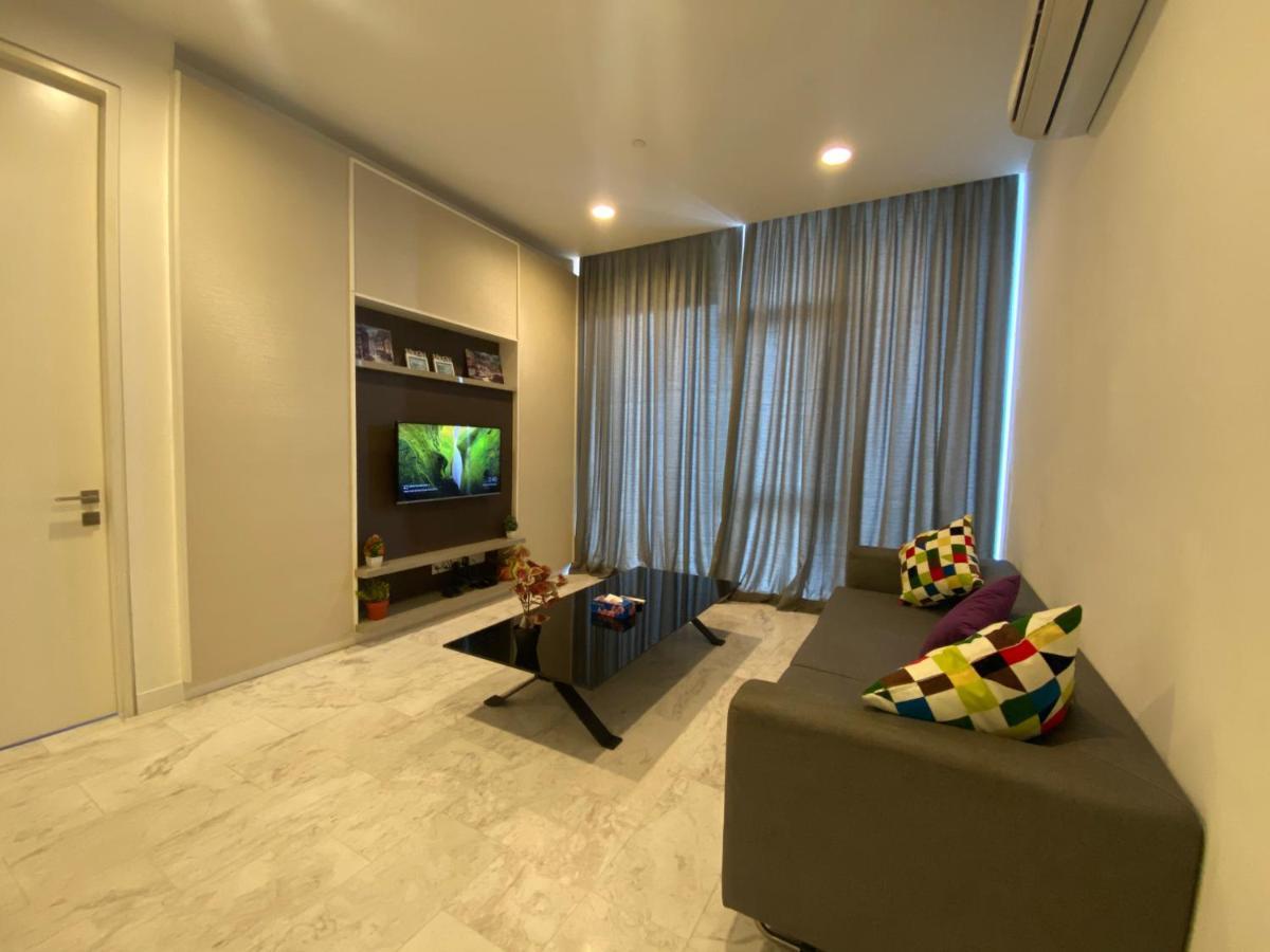 Klcc Beyond Hospitality Suites Platinum Kuala Lumpur Exterior photo